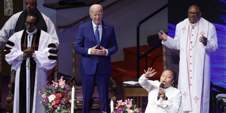 Radio postaja prekida veze s voditeljem zbog scenarija Bidenovog intervjua — RT World News