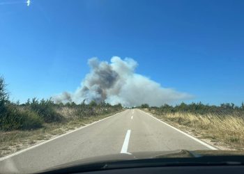 Razmišljamo o evakuaciji, situacija na požaru kod Skradina je teška!