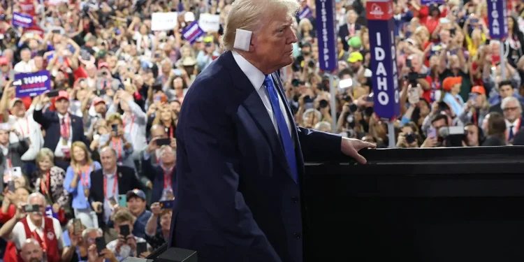 Retrospektiva: pogled na izjave Donalda Trumpa na republikanskim konvencijama 2016. i 2020.