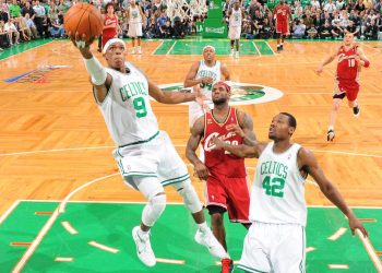 Rondo, pobunjenički razigravač s Celticsima i Lakersima