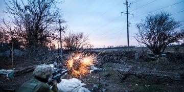 Rusi uništavaju avione na aerodromima i napreduju na terenu. Što se događa s ukrajinskim snagama?