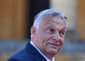 Rusija se prilagodila sankcijama – premijer države EU — RT World News