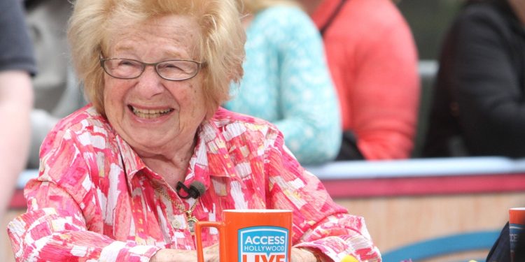 OMILJENA IKONA Preminula slavna seksualna terapeutkinja dr. Ruth Westheimer | NACIONAL.HR