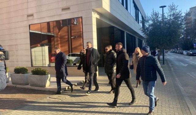 SASTANAK U MOSTARU ‘Trojka’ stigla kod HDZ-a BiH, jedna tema je prioritet