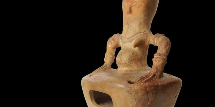 SENZACIONALNO OTKRIĆE Arheolozi u Skoplju pronašli osam tisuća godina staru figuricu Velike božice Majke | NACIONAL.HR