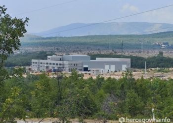 STIGLI STROJEVI I POLICIJA Umjesto u Kruševu, Podravka otvorila tvornicu u Varaždinu