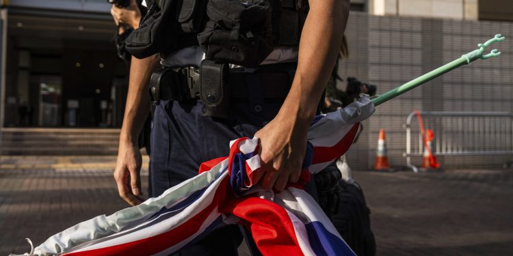 Scene iz horor filma u Britaniji: Najmanje 8 ljudi izbodeno