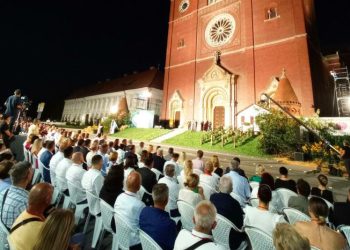 Scenska slika na otvorenju Vezova posvećena Botiću