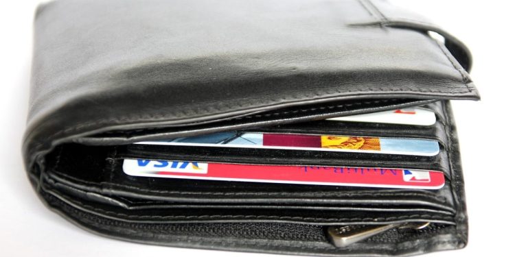 Splićanin izgubio crni novčanik između Rive i trajekte luke, javite mu se ako ste ga pronašli