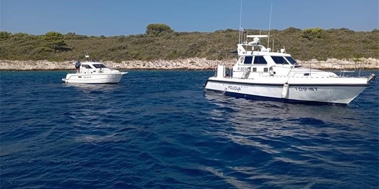 Splitska pomorska policija jučer sankcionirala deset glisiranja