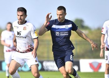 Sportske novosti – Boto samo odmahnuo rukom na pitanje o transferu Nejašmića, nova ‘desetka’ u omanjim problemima