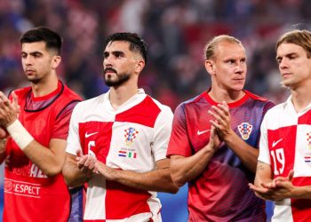 Sportske novosti – Branič Vatrenih izabran u najgoru momčad Eura, društvo mu rade Mbappé i Ronaldo