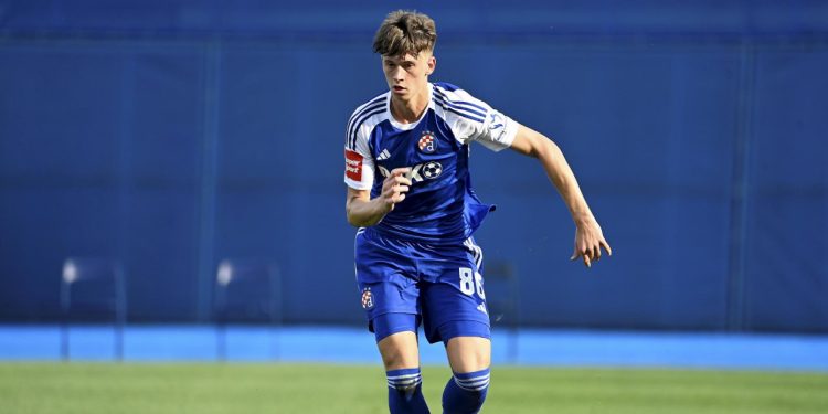 Sportske novosti – Dinamo zabio Bugarima šest komada, strijelac i Jakirovićev 16-godišnji sin