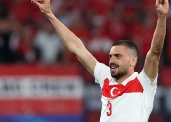 Sportske novosti – Drakonska kazna za jednog od heroja Eura, zbog slavljenja ‘krajnje desnice’ ostavlja naciju na cijedilu