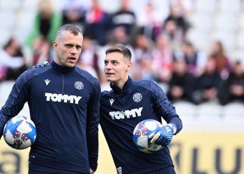 Sportske novosti – FOTO Toliko o tome da ima višak kilograma: Hajdukovac jednim potezom začepio usta svim kritičarima