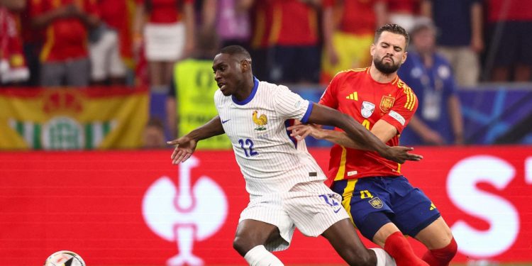 Sportske novosti – Francuzi u nevjerici zbog sramotnog poteza bivše Realove zvijezde: Ovo je ‘najprljavija nogometna fotka ikad’