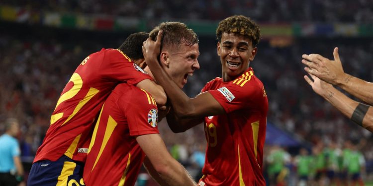 Sportske novosti – Furija je oličenje primjera kako igrati nogomet s osmijehom na licu, fenomen i dinamovac vode je prema olimpu