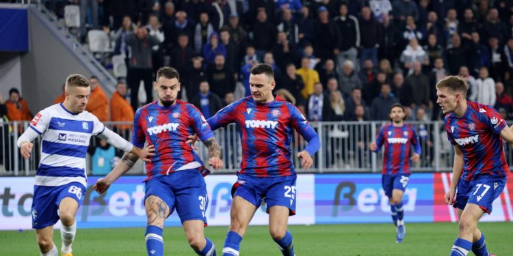 Sportske novosti – Godinama se tragalo za hajdučkim bedemom, za mnoge Gattuso sada ima najbolji stoperski par HNL-a