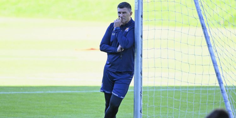 Sportske novosti – Jakirović spomenuo kardinalne pogreške i poručio: ‘Da nije bio ozlijeđen, ne bi došao u Dinamo’