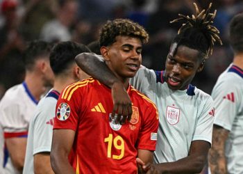 Sportske novosti – ‘Jedna utakmica se mora igrati, a na Euru sporta više nema. Novac vodi glavnu riječ’