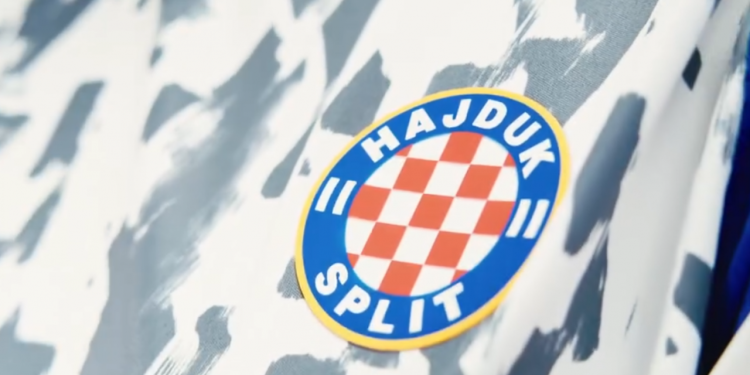 Sportske novosti – Legenda Hajduka iskritizirala ‘pseći’ dres: ‘Pretenciozno… Ispast će da stalno grintam, evo što priznajem’