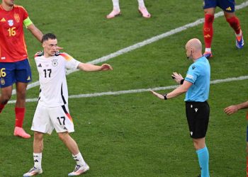 Sportske novosti – Legendama ‘srce krvari’ zbog sporne situacije, a supruga poznatog suca sve je šokirala: ‘To nije očita greška’