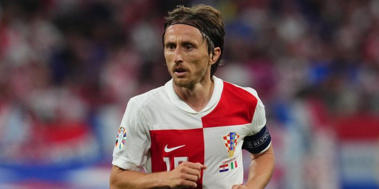 Sportske novosti – Luka Modrić je gubitnik Eura: Jedan trenutak kapetana Vatrenih nakon Italije sve će nas još dugo proganjati