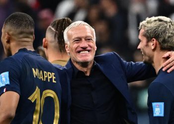 Sportske novosti – Na pomolu velika promjena uoči spektakla: Deschamps će žrtvovati dokapetana i jednu od najvećih zvijezda