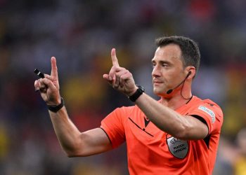 Sportske novosti – Namjestio utakmicu za 300 eura, a sada sudi polufinale Europskog prvenstva u Njemačkoj