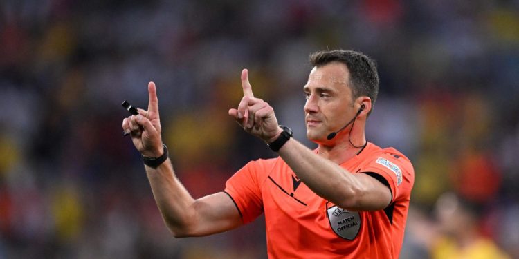 Sportske novosti – Namjestio utakmicu za 300 eura, a sada sudi polufinale Europskog prvenstva u Njemačkoj