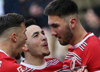 Sportske novosti – Ništa od dolaska reprezentativca na Maksimir, odbio je Dinamo, a veliku ulogu u svemu ima i