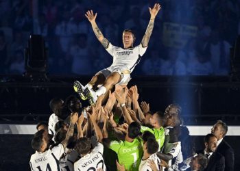 Sportske novosti – Odlazak ‘vrste koja izumire’: Legenda se oprašta od nogometa, a priču želi zaključiti na spektakularan način