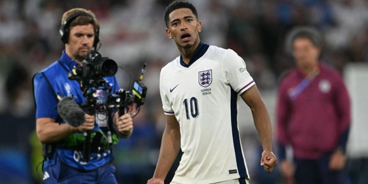 Sportske novosti – Ovo mora biti neka šala, evo kako je Uefa ‘kaznila’ Bellinghama za potez koji je zgrozio svijet