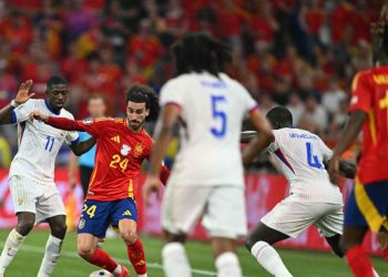 Sportske novosti – Prema jednom Španjolcu tribine su nemilosrdne. Kad god primi loptu, pljušte žestoke reakcije