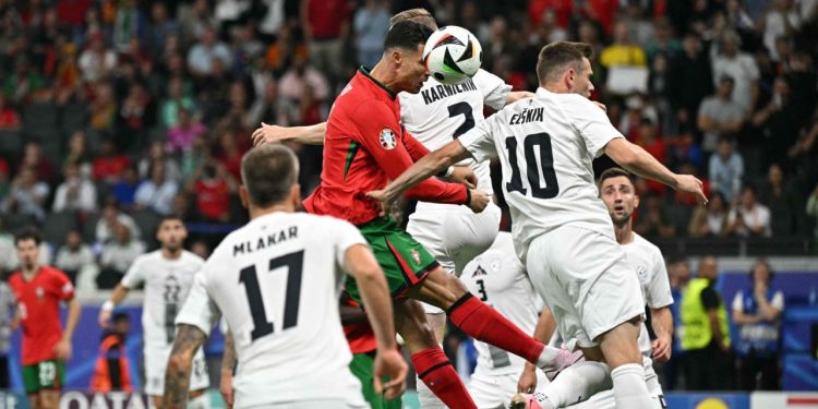 Sportske novosti – Prije nekoliko dana na Euru se hrvao s Ronaldom, sada se pridružio igračima Hajduka: ‘Omiljeni lik u ekipi’