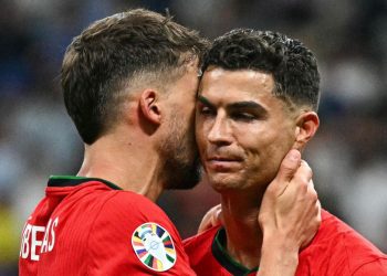 Sportske novosti – Ronaldo se ponovno rasplakao pa za kraj prekinuo sva nagađanja o budućnosti: ‘Momčad me trebala…’