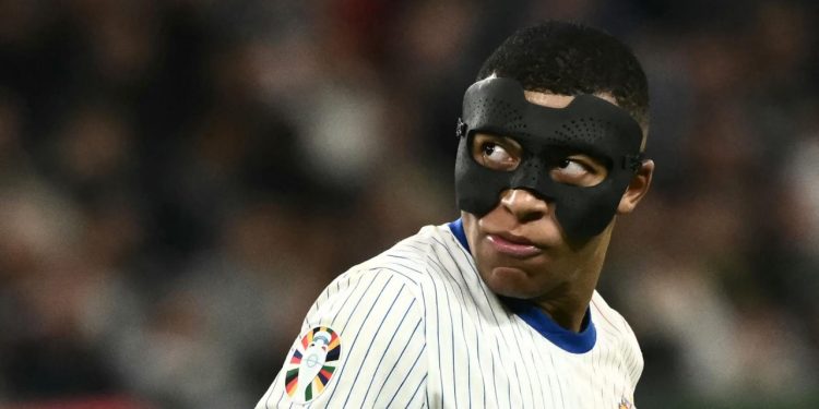 Sportske novosti – Sada kada je obranio tekovine francuske revolucije, je li došlo vrijeme da se Mbappe posveti nogometu?