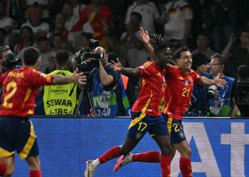 Sportske novosti – Španjolski junak s Eura u rodnom mjestu proglašen izdajicom, majka mu ne smije izaći iz kuće