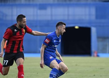 Sportske novosti – Svi su se pitali zašto je Pjaca igrao na krivoj strani, evo zašto je Jakirović napravio veliku rošadu