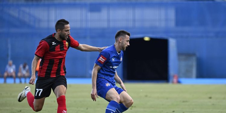 Sportske novosti – Svi su se pitali zašto je Pjaca igrao na krivoj strani, evo zašto je Jakirović napravio veliku rošadu