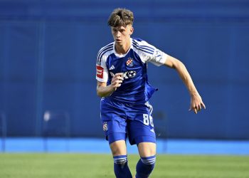 Sportske novosti – UŽIVO: Dinamovi klinci se raspucali, zabili i Rog i Jakirovićev 16-godišnji sin