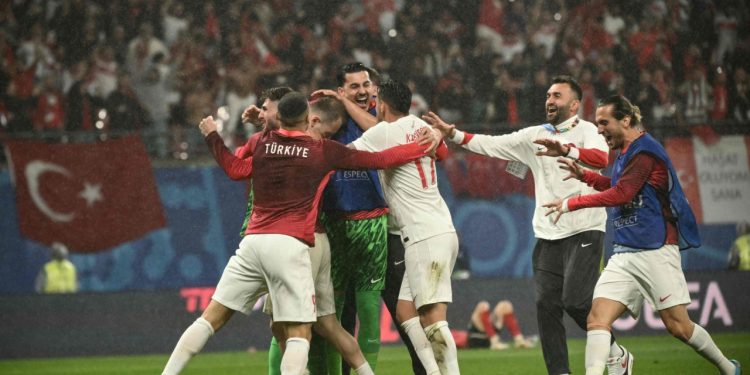 Sportske novosti – UŽIVO: GOOOL! Nizozemci dominirali pa doživjeli šok, Turska vodi u Berlinu