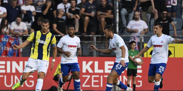 Sportske novosti – UŽIVO: Hajduk zamalo kapitulirao, Džeko napravio kaos, Šarlija očistio loptu s gol-crte