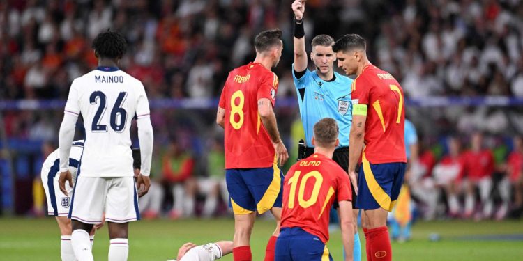 Sportske novosti – UŽIVO: Olmo pogodio protivnika u rebra i zaradio opomenu, Williams pravi probleme Englezima