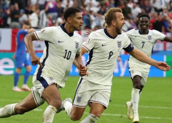 Sportske novosti – UŽIVO: Stigli su sastavi, Southgate promijenio formaciju, hoće li Englezi konačno proigrati?