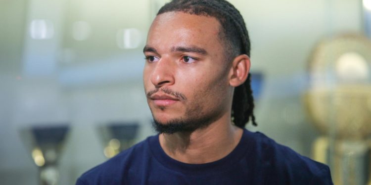 Sportske novosti – ‘Ugledam se na Thiaga Silvu, volim F1 i košarku, a ovo je razlog zašto sam izabrao Dinamo’