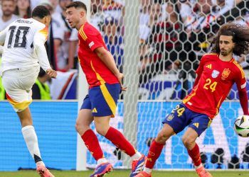 Sportske novosti – Utakmica Eura koja je razbjesnila naciju: Više od 350.000 ljudi potpisalo peticiju