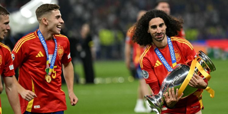 Sportske novosti – VIDEO Cucurella ‘sprdao’ Yamala: ‘Hoće li tulumariti s nama? Samo ako mu tata dopusti’