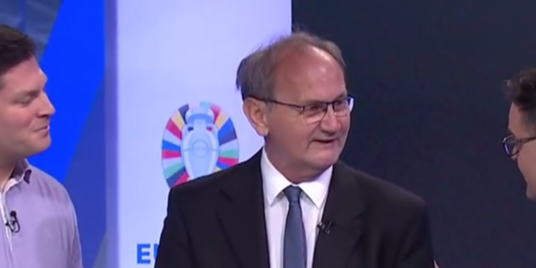 Sportske novosti – VIDEO Samovojsku dočekalo iznenađenje u studiju HTV-a: ‘Hvala vam, raznježili ste me!’