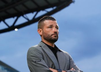 Sportske novosti – Žestok režim u Osijeku: Uoči utakmice isti dan ujutro održan i trening. Istovremeno, momčad se žali na ozljede